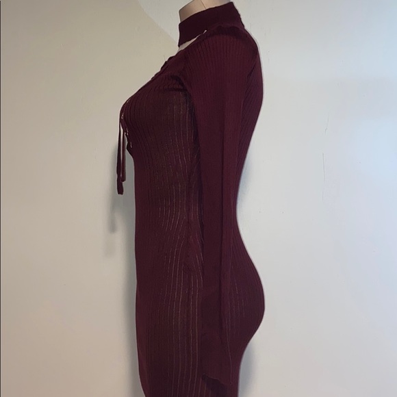 Maroon Long Sleeve Choker Dress - Picture 4 of 6